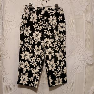 Old Broadway Garment Company floral capris